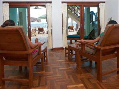 Sara Beachfront Boutique - 49