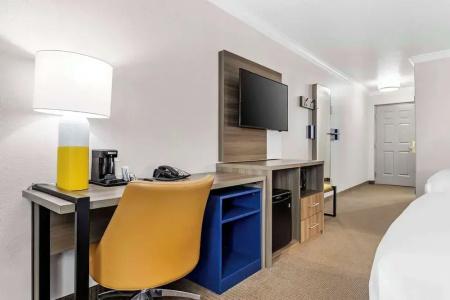 Country Inn & Suites by Radisson, Beach, TX - 39