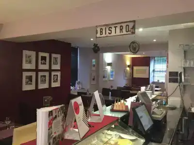 The Salisbury - 17