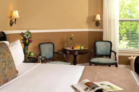 Albemarle Inn - - 46