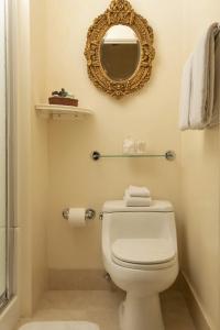 Washington Square Inn - 94
