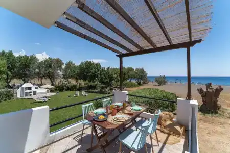 Eco Beach And Magic Garden - 173