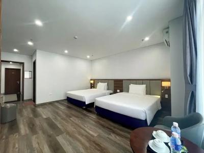 Halong Central - 36