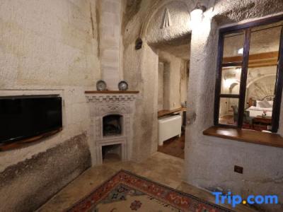Sarnich Cave Suites - 175