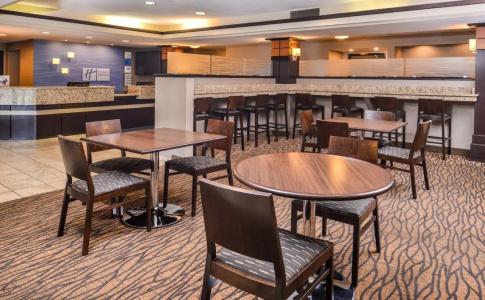 Holiday Inn Expresss & Suites West, An Ihg - 24