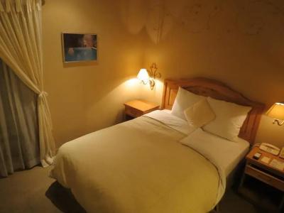 Poppy Springs Resort & Spa - 41