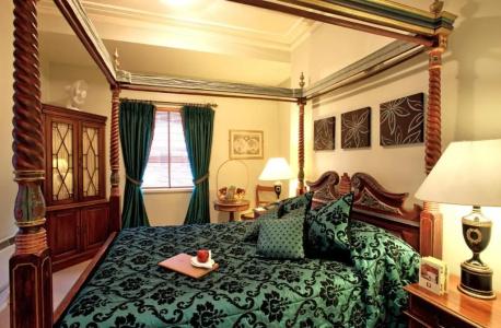 Twenty Nevern Square - 114