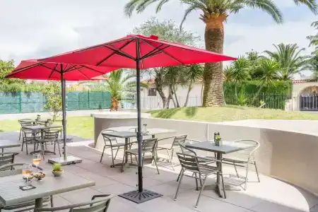 Best Western Plus Antibes Riviera - 18