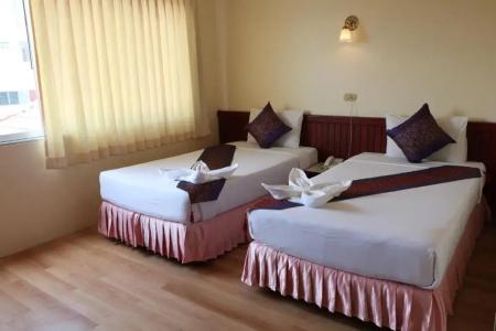 Chumphon Palace - 48