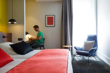 Hostellerie Du Chapeau Rouge - 89