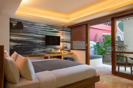 Amnaya Resort Kuta - 4