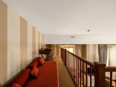 Camperio House Suites & - 55