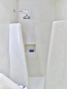 Zefi & Suites - 186
