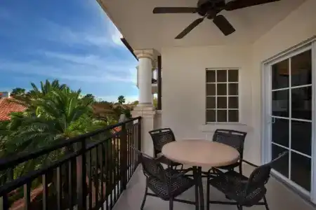 Marriott Lakeshore Reserve - 103