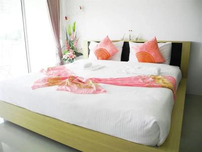 Phet Cha-am Plaza and Resort - 4