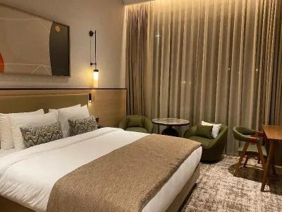 Crowne Plaza Istanbul Harbiye, an IHG - 14