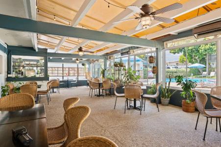 Best Western Plus - 34