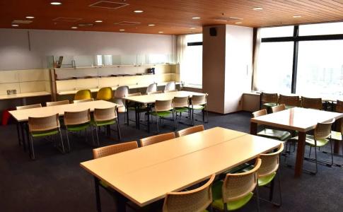 Tokyo Central Youth Hostel - 9