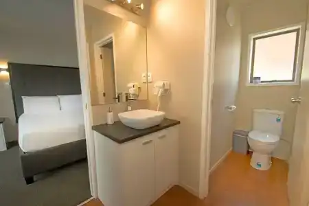 Middlemore - 54