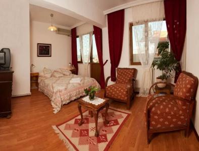 Gunebakan Taliani - 4
