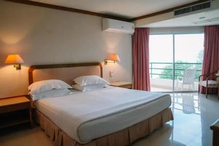 Khanom Golden Beach - 38