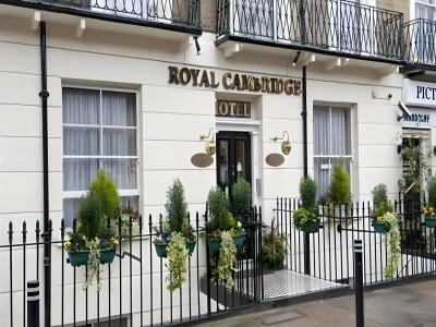Royal Cambridge - 12