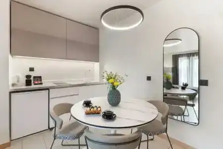 Blazer Suites - 42