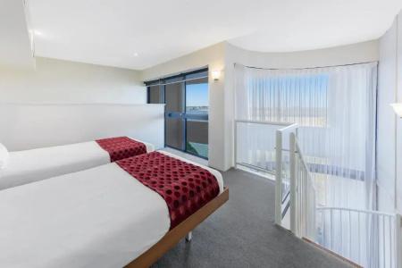 Ramada by Wyndham Golden Beach - 51