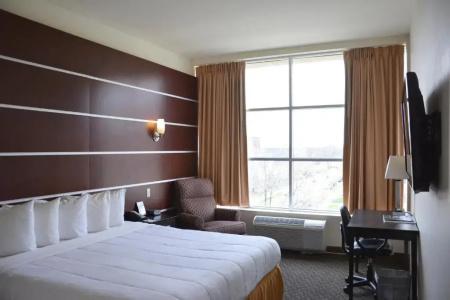 Days Inn & Suites by Wyndham - 22