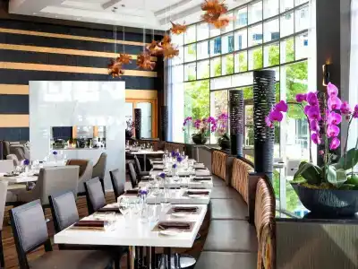 Fairmont Waterfront - 22