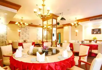 Grand Diamond Suites - 17