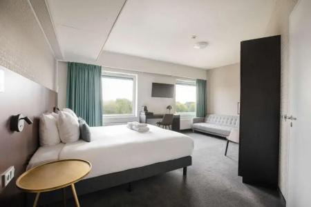 Best Western Plus Groningen Plaza - 57