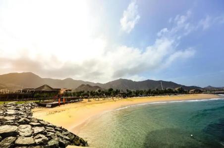 Sandy Beach & Resort - 12