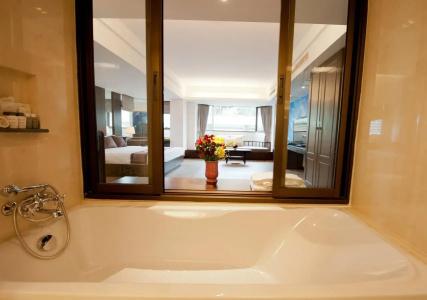 The Grand Sathorn - 15