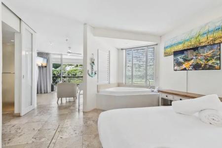 Noosa Blue - 76