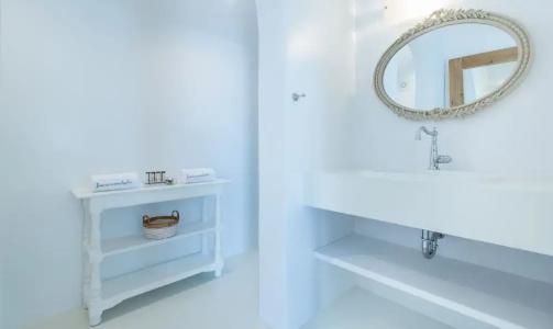 Four Seasons Hydra Luxury Suites - 93