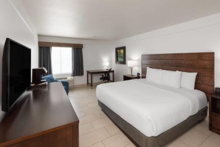 La Quinta by Wyndham Airport - 34