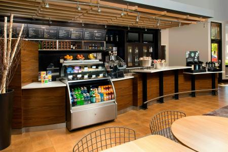 Courtyard by Marriott - 22