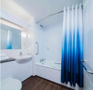 Park Plaza London, Park Royal - 32
