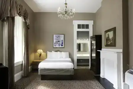 Maison St. Charles - 33