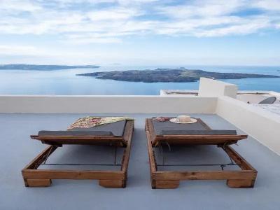 Caldera Cliff Illusion - 87