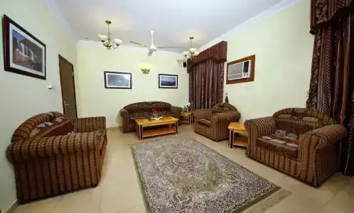 Muscat International - 52