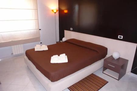 b&b Elia's - 1