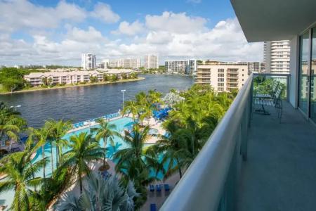 DoubleTree Resort Hollywood Beach - 77