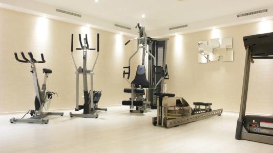 La Cour Des Augustins Boutique Gallery Design - 15