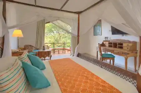 Bluebay Beach & Spa - 4