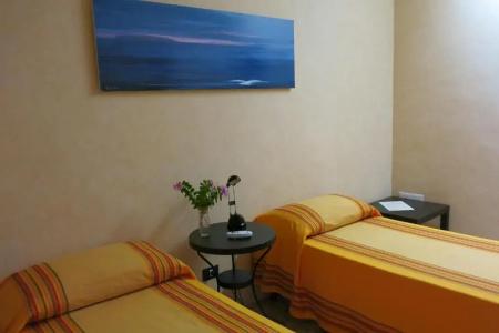 Mare Nostrum Petit Hôtel - 77