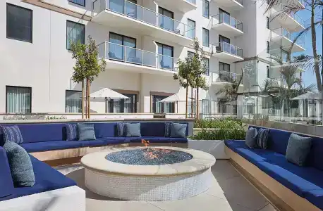 The Waterfront Beach Resort, A Hilton - 21