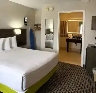 Days Inn By Wyndham Grapevine Dfw Airport North - 6