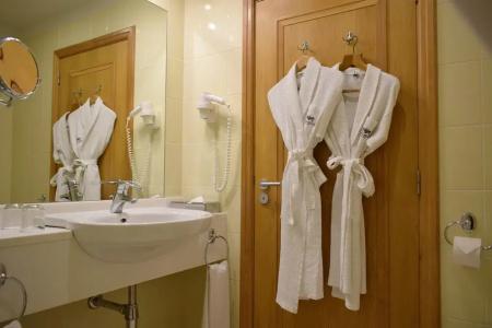 Madeira Regency Cliff - Adults Only - 30